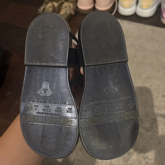 Mini Melissa Navy Starry Sandals - Picture 2 of 3